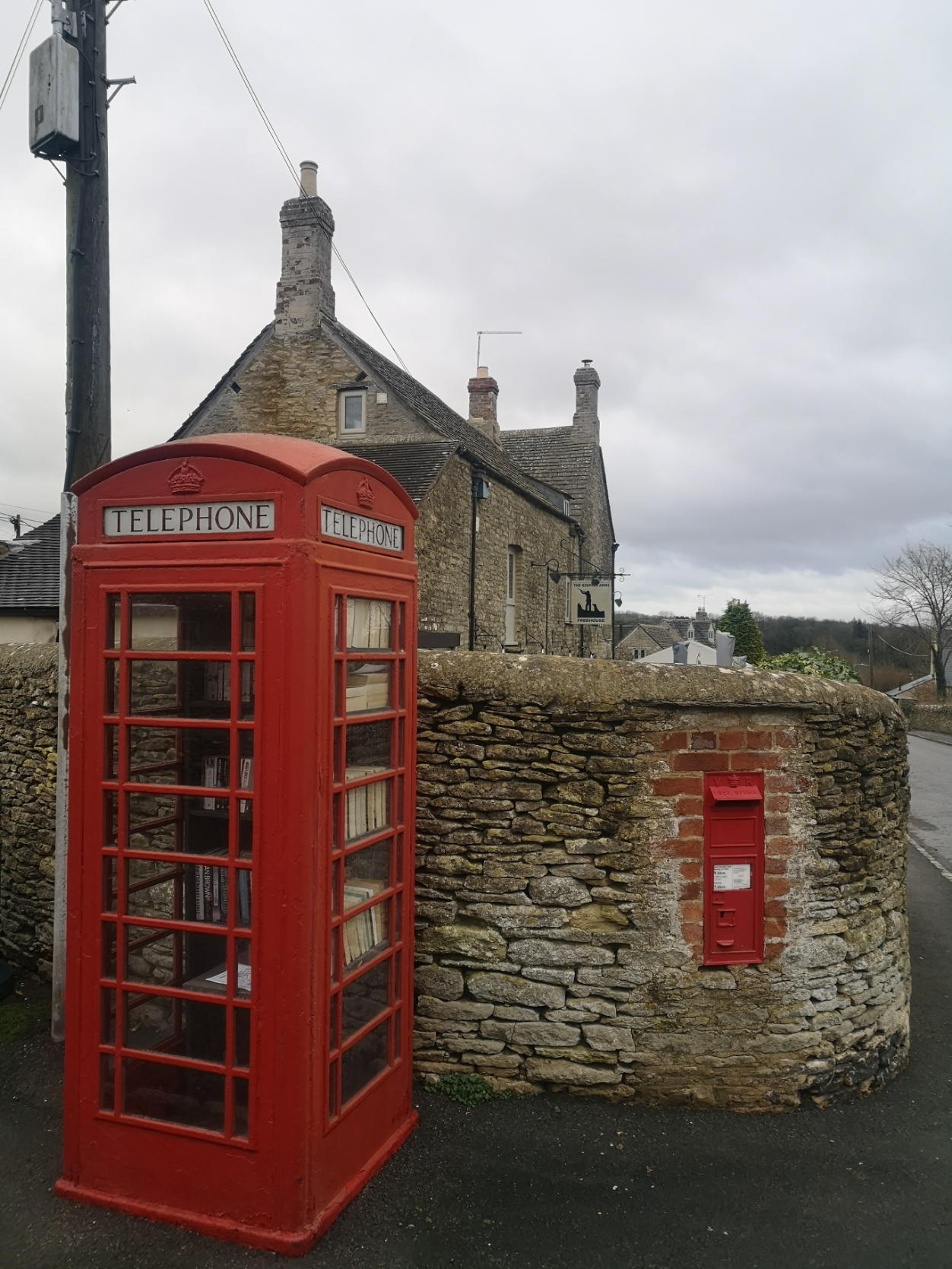 quenington phone box book exchange